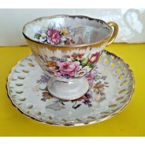 Vintage Saji Japan Teacup and Articulated saucer 1950's Rose Bouquet